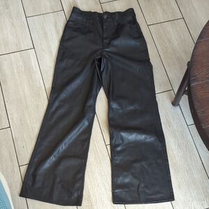 Levis 70s High Flare Sz 28 Black Faux Leather Pants